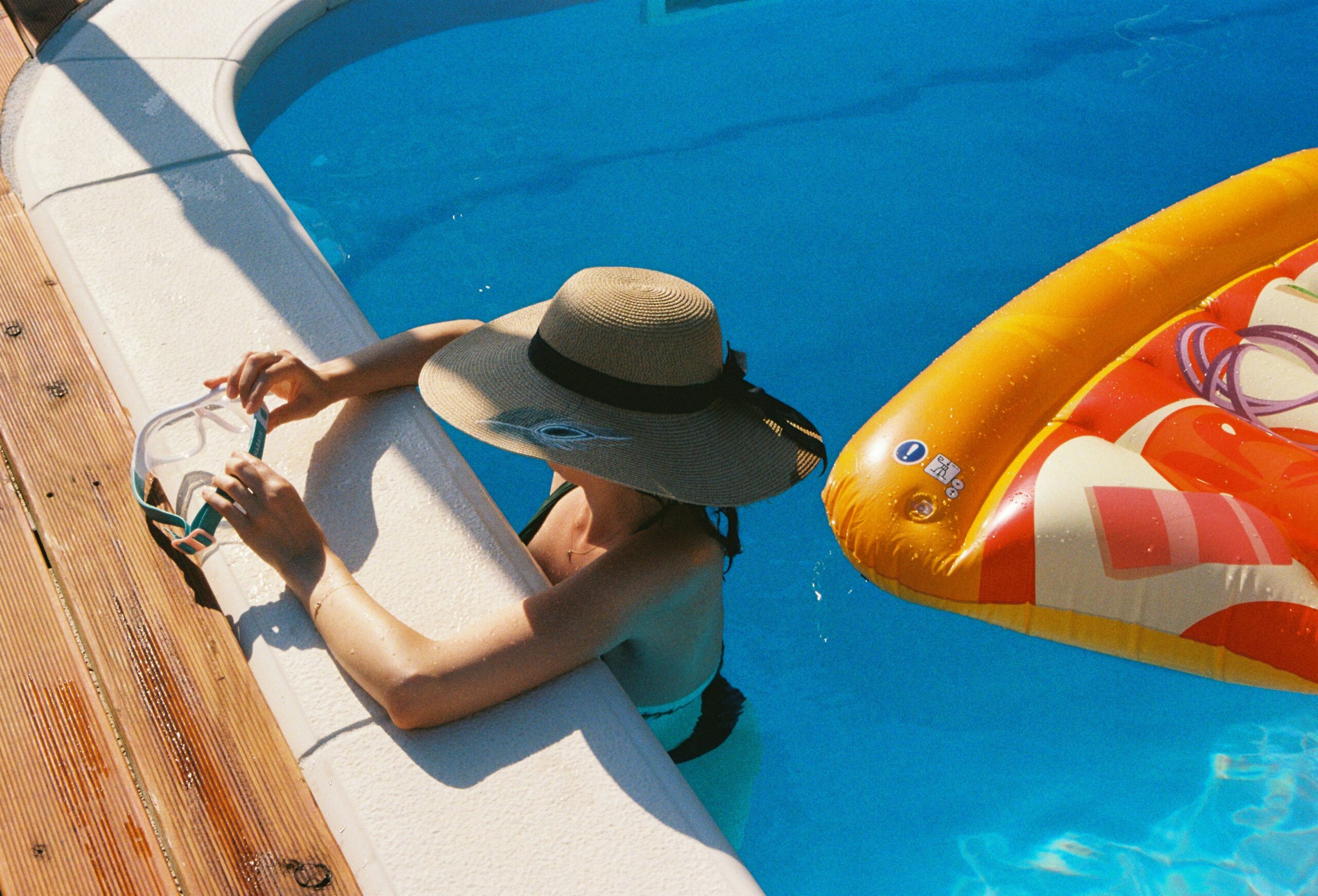 The Best Pool Service Plan for Busy Homeowners